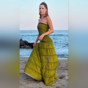 Elegant Silk Green Strapless Maxi Skirt